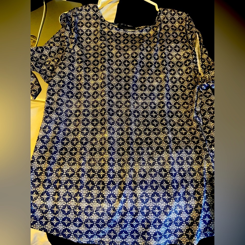 Women's Shirt